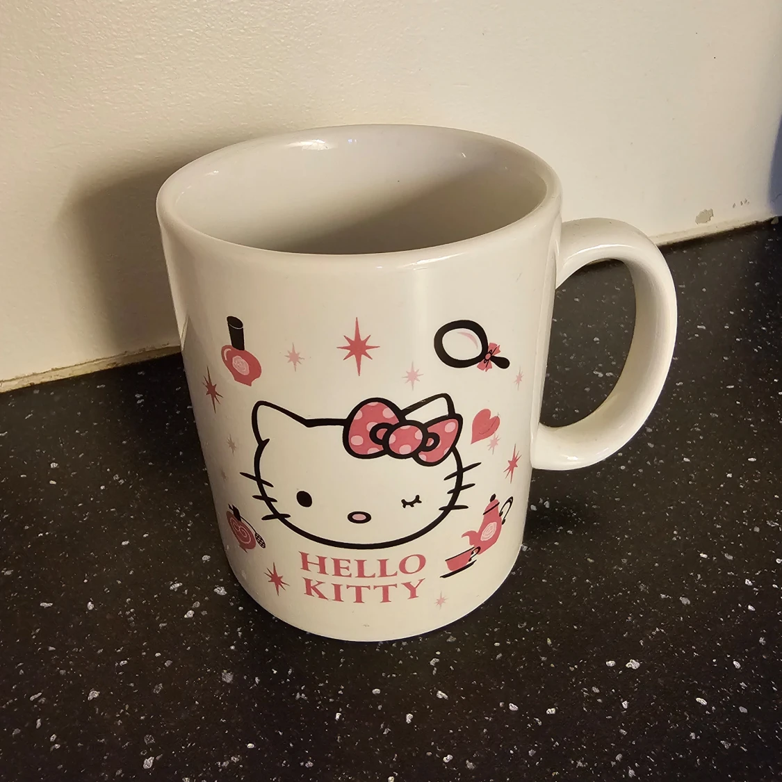 Vit Hello Kitty-mugg
