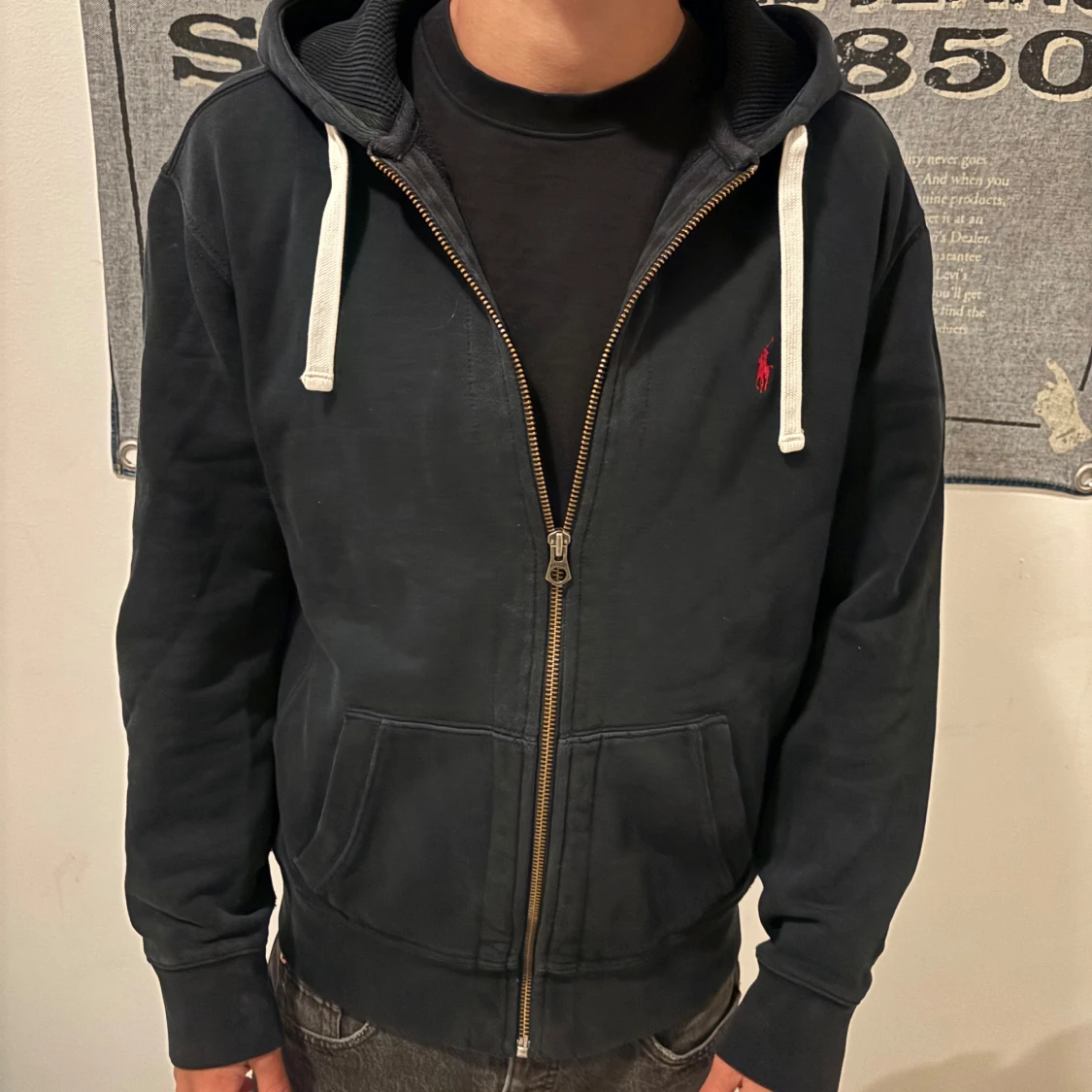 Mörkblå hoodie från Ralph Lauren - 90