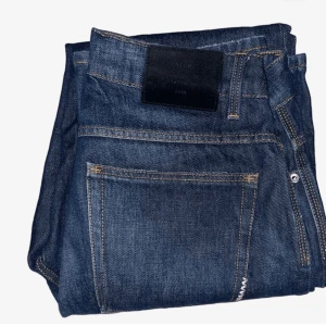 Neuw byxor - Blåa loose fit neuw stockholm byxor från jeansbolaget. I bra skick med en fin wash på dem💯