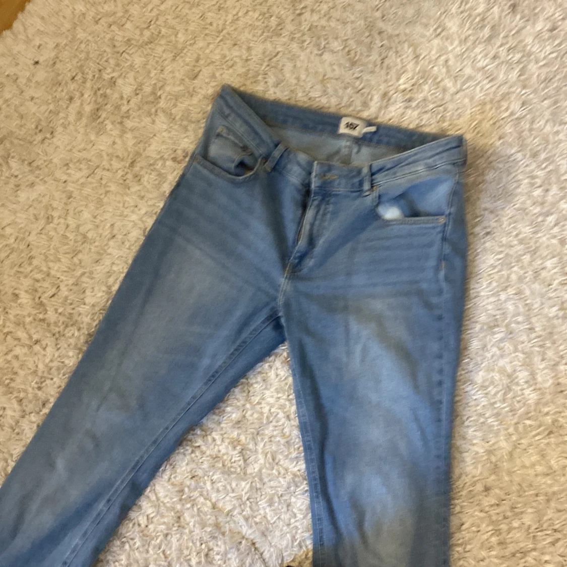 Ljusblå bootcut jeans - 90