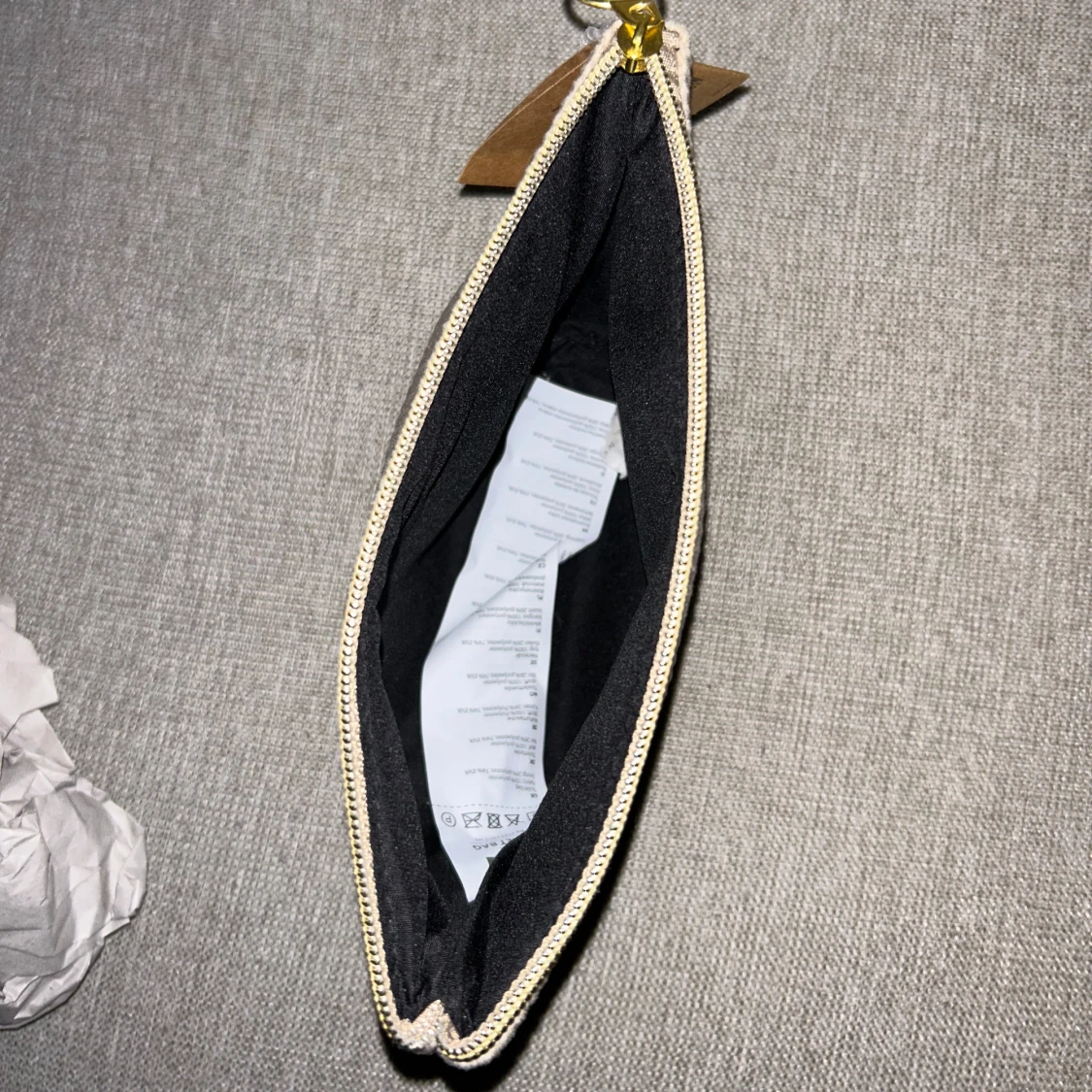 Beige necessär med dragkedja - 90