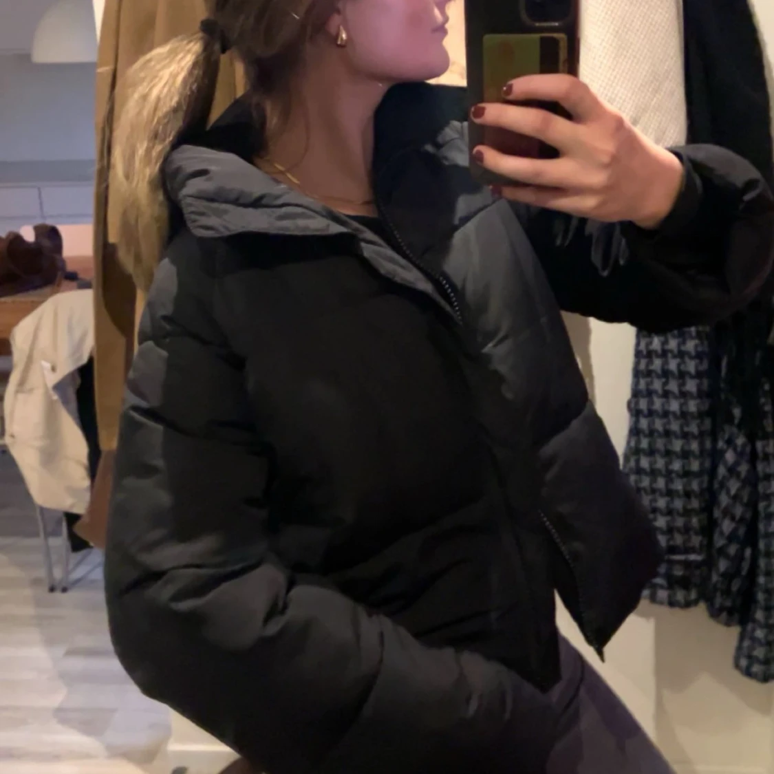 Svart pufferjacka - 90