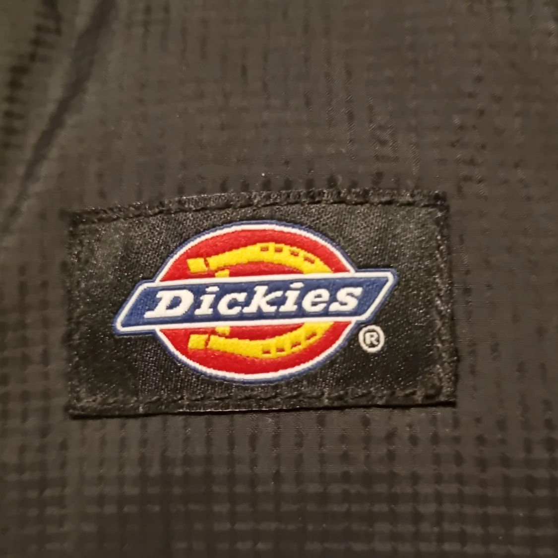 Svart pufferjacka från Dickies - 91