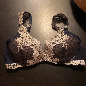 Intimissimi bh! - Super fin i strl 70B och i jättefint sick!💓 nypris: 519