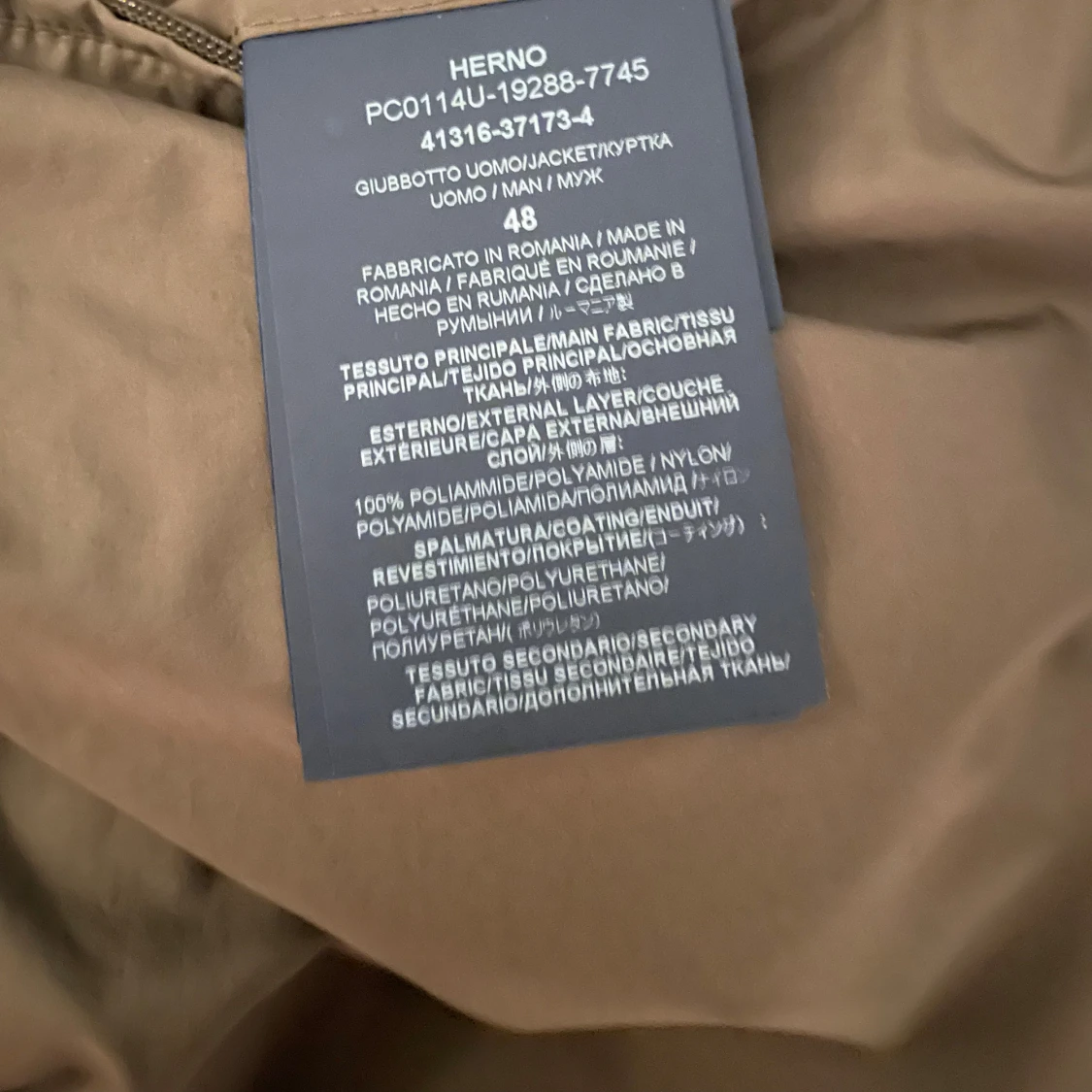 Olivgrön och grå cardigan från Herno - 3