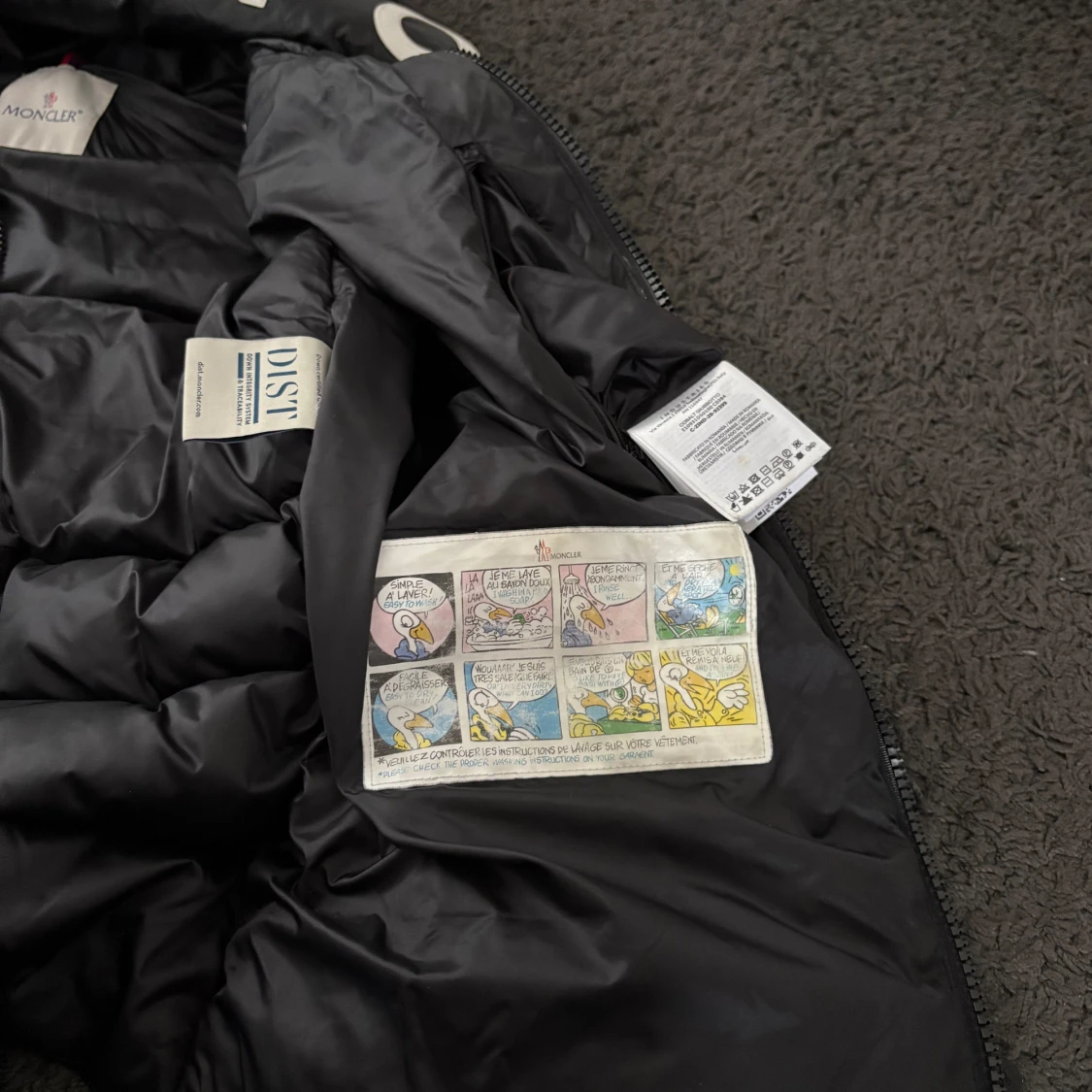 Svart dunväst från Moncler - 1