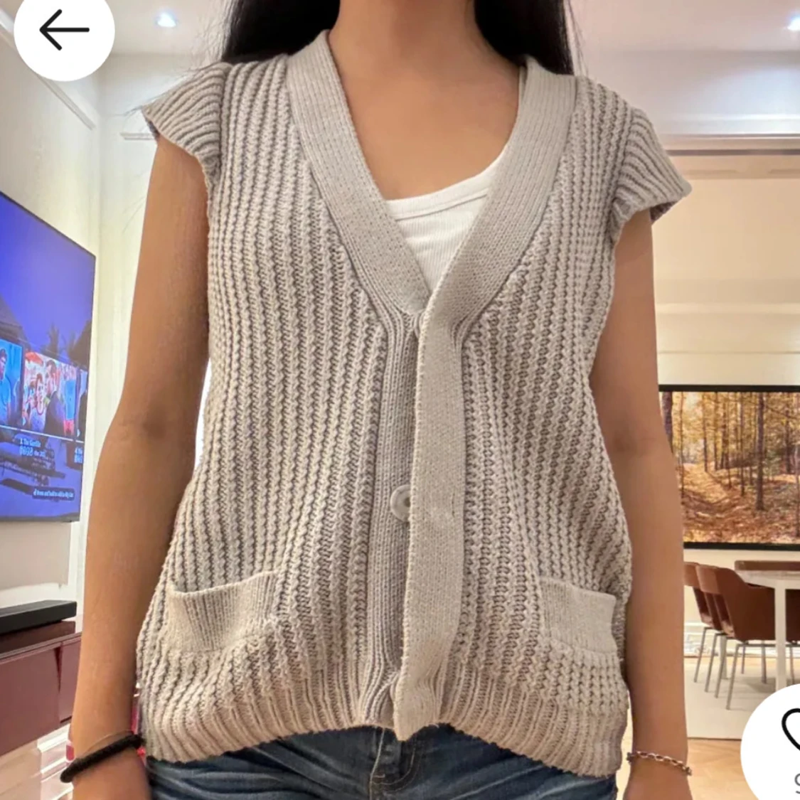 Beige stickad väst - 1