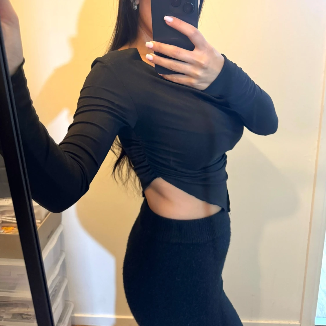 Svart långärmad topp - 3