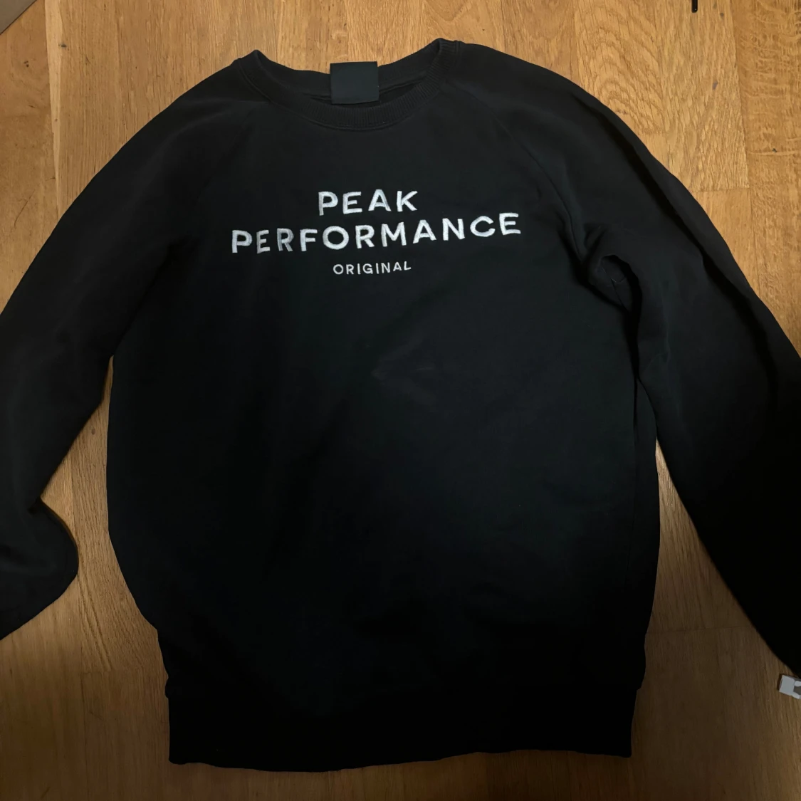 Peak performance tröja