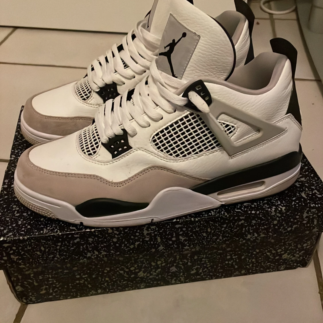 Jordan 4 - 1
