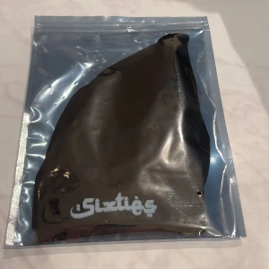 Sixties mössa - Sixties mössa som ör limited och säljs inte längre!