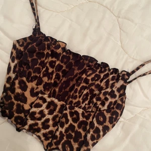 Topp/Linne från Shein - 🤩