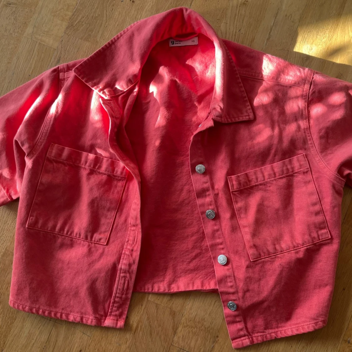 Röd croppad jacka från Perfect Jeans - 90