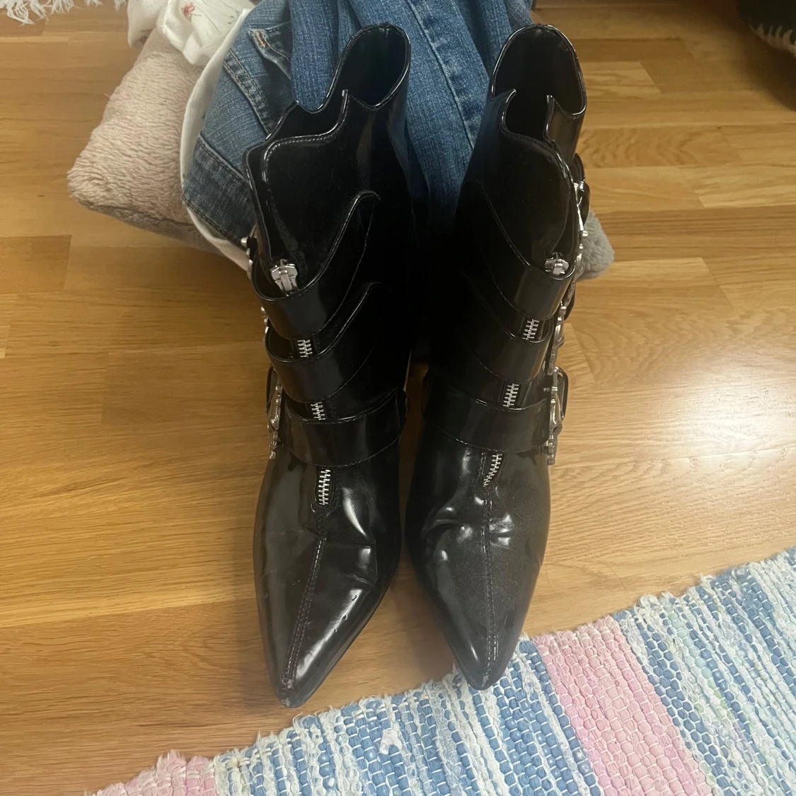 Demonias Fury-06 Ankle Boots - 90