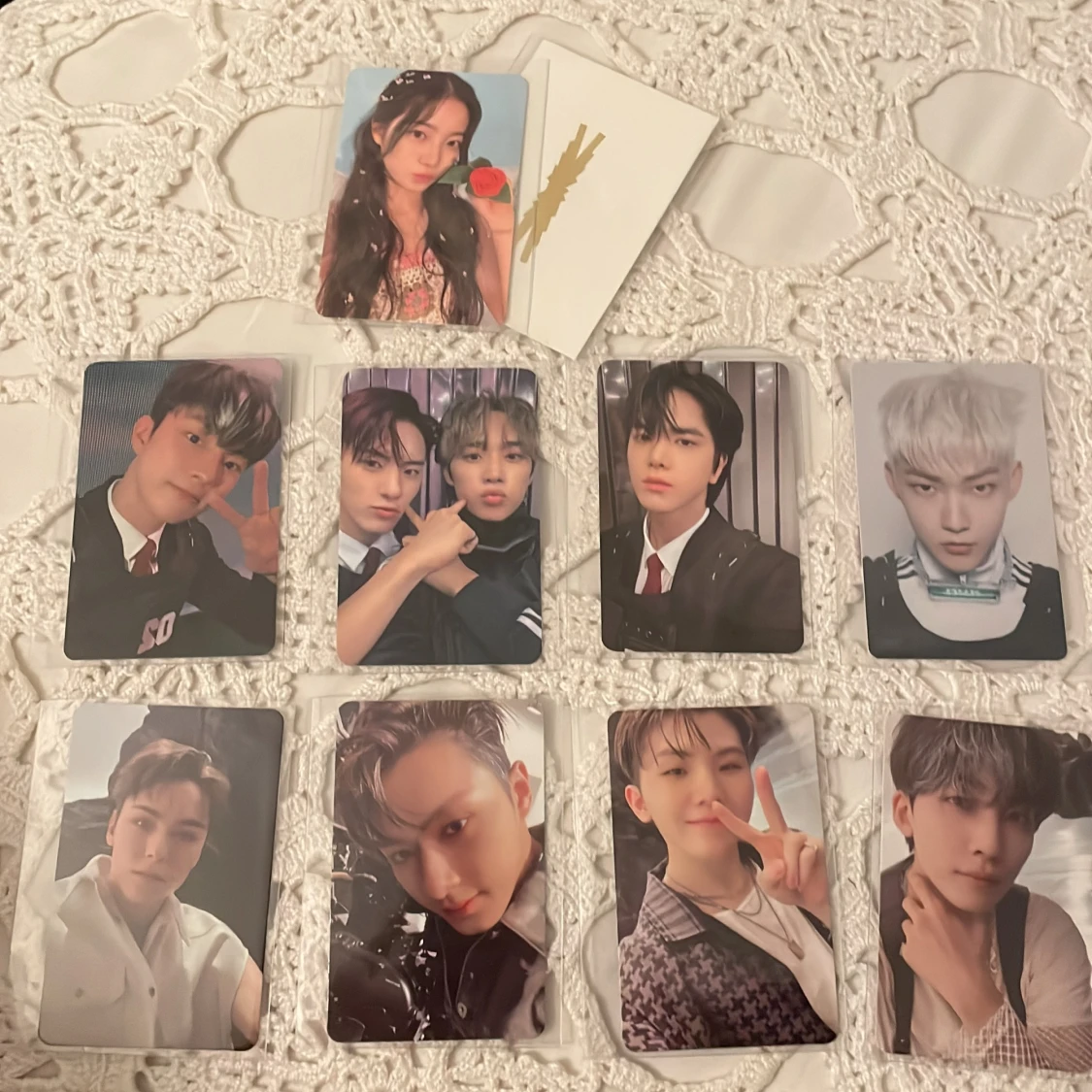 Kpop photocards - 91