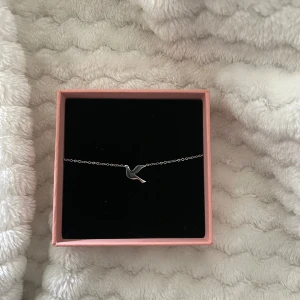 Halsband - Säljer detta fina halsband från edblad 💓