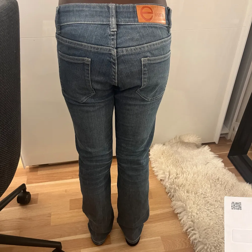 Lågmidjade jeans . Jeans & Byxor.