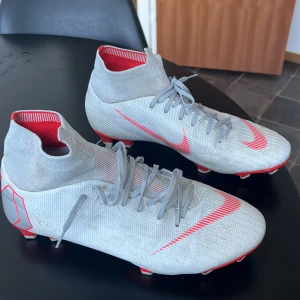 nike original fotbollsskor - nike original fotbollsskor, mycket bekväma, storleken skrev den 44,5 men den passade 41 eller 42