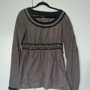 Blus  - Fin blus från Esprit