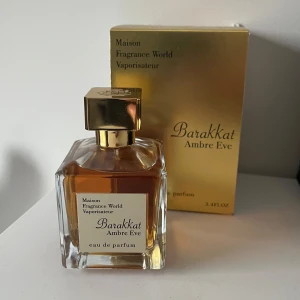 Mfk grand soir insperad doft - Parfym som är inspererad av maison francis kurkdjian Grand soir. Doften är väldigt lik och extremt god! Helst byten!