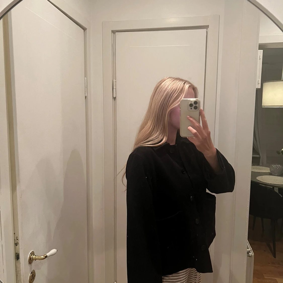 Kort kappa Weekday - 92