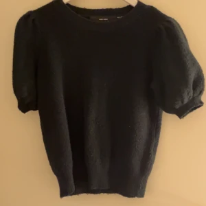 Stickad topp  - Från vero Moda i S 