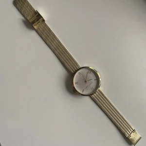  klocka - Klocka från christin lars använd enstaka gång  