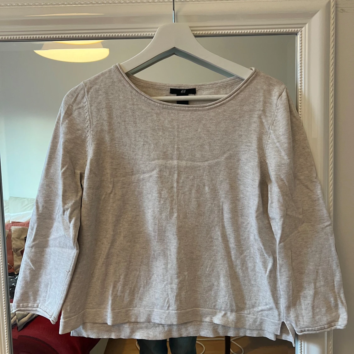 Grå tröja med armbågslappar från H&M