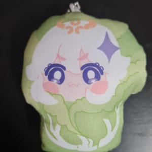 Kinakål Paimon nyckelring - Söt Paimon i kinakål nyckelring. Hängs på nycklarna eller väskan för personlig touch! 