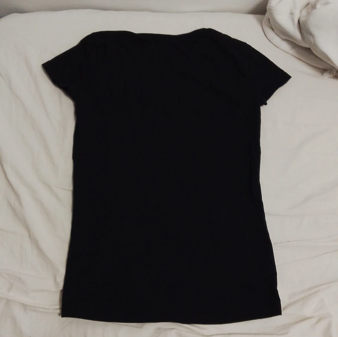Svart t-shirt från Basic You - 90