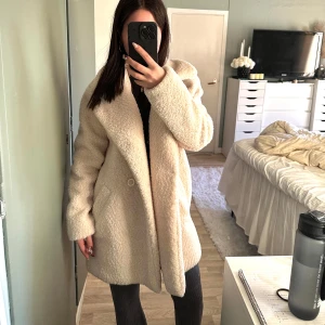 Beige teddyjacka - Superfint skick 