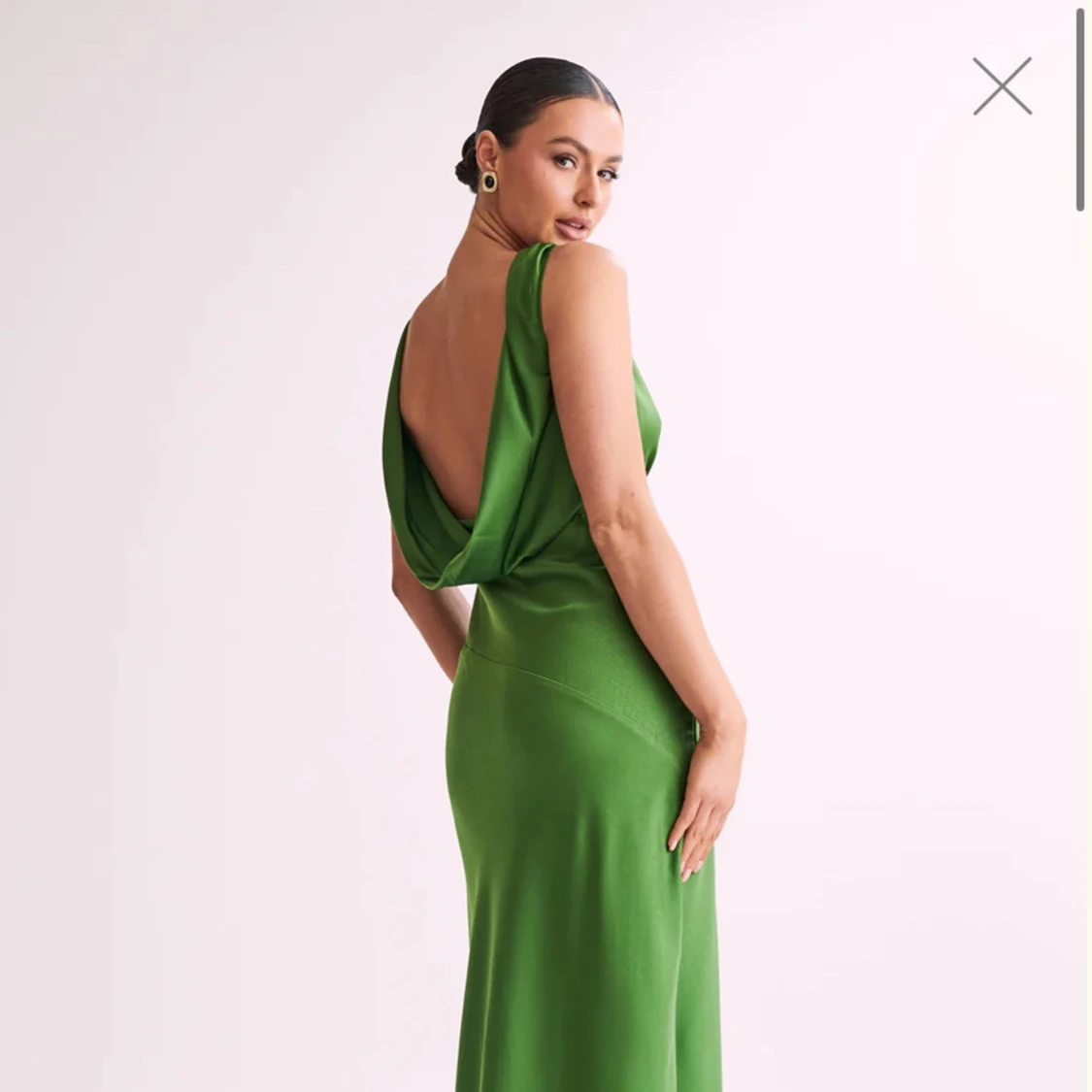 Grön långklänning Meshki