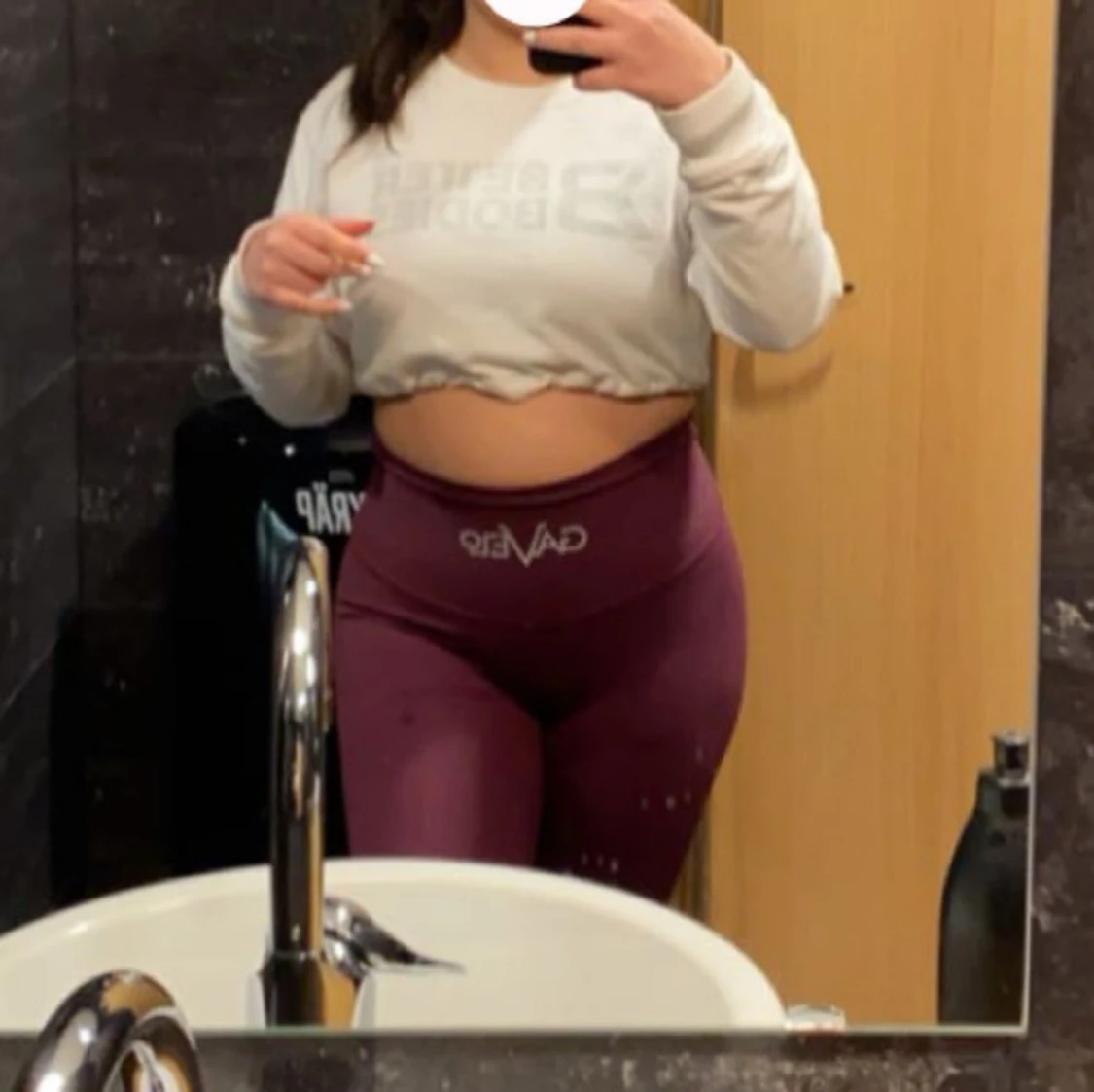 Vit croppad tröja från Better Bodies - 1