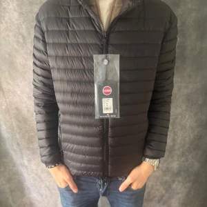 Helt ny Colmar jacka  - Helt ny colmar jack! Som är perfekt nu inför våren, storlek S, pris 1499 ( kan diskuteras vid snabb affär), hör av er för frågor! // Royal