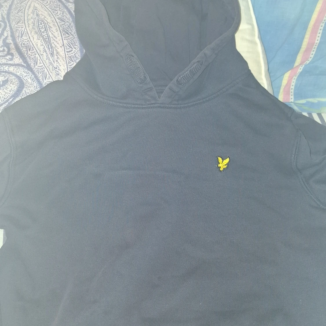 hoodie från lyle & scott