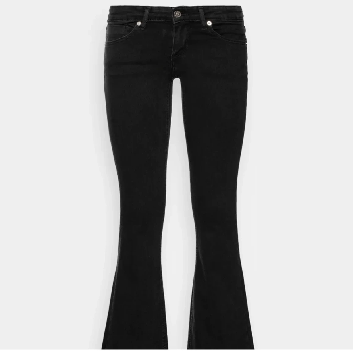 Svarta bootcut jeans från ONLY