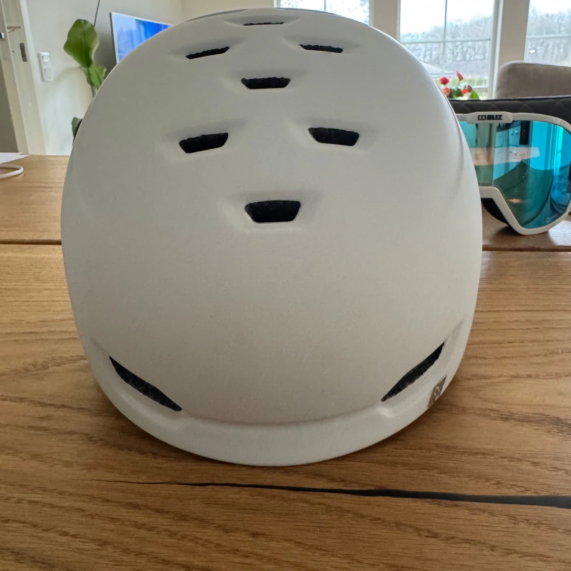 Skidhjälm och glasögon  - 3