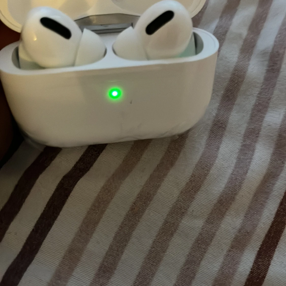 AirPod  - 3