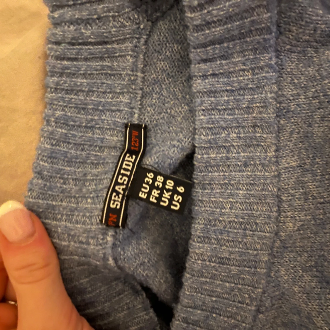 Blå stickad tröja från Seaside - 2