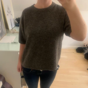 Stickad T-shirt - Aldrig använd🥰