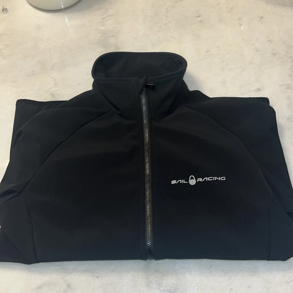 Svart softshelljacka från Sail Racing - 90