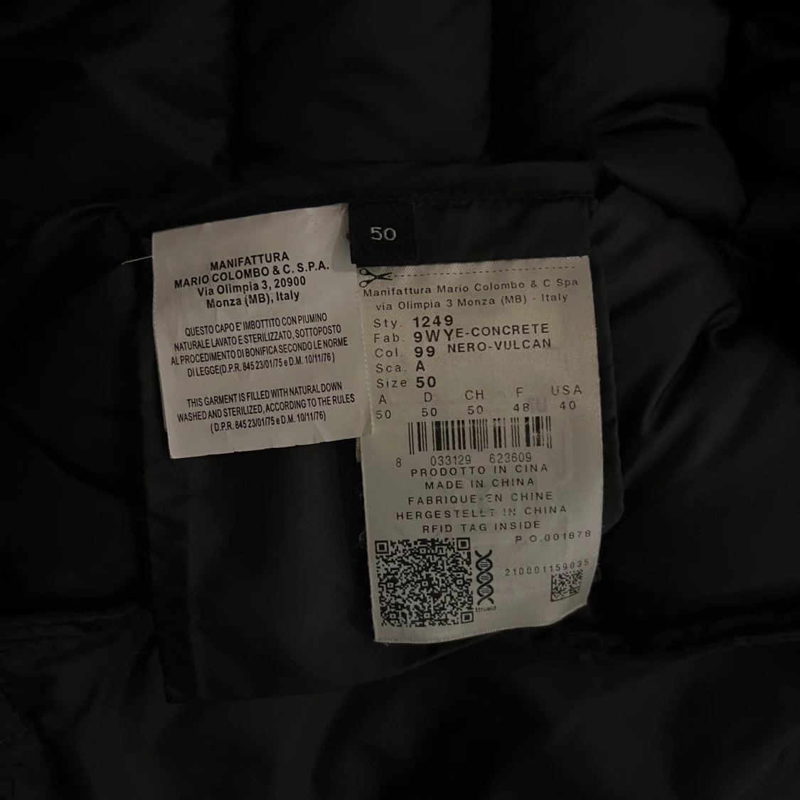 Svart dunjacka från Colmar - 92