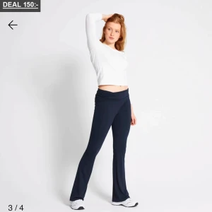 Yoga pants - Säljer ett par yoga pants från lager 157 som inte kmr till användning💕byxorna är använda ett fåtal gånger 