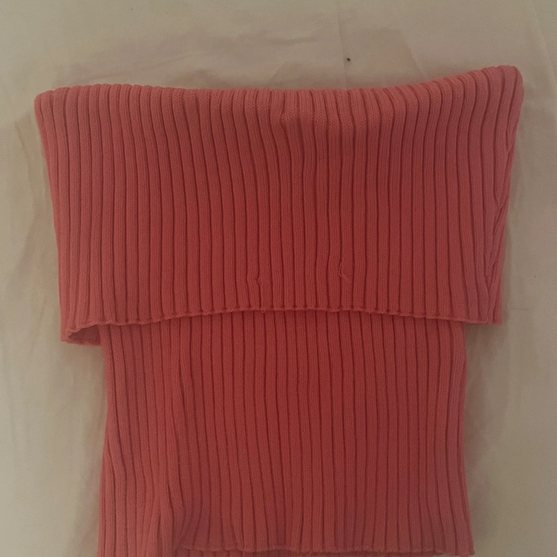 Ribbad rosa tubtopp från Zara