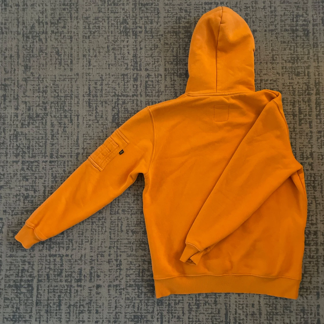 Orange hoodie från Alpha Industries - 91