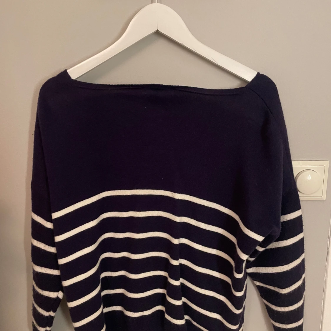 Mörkblå randig tröja från Pinka - 90
