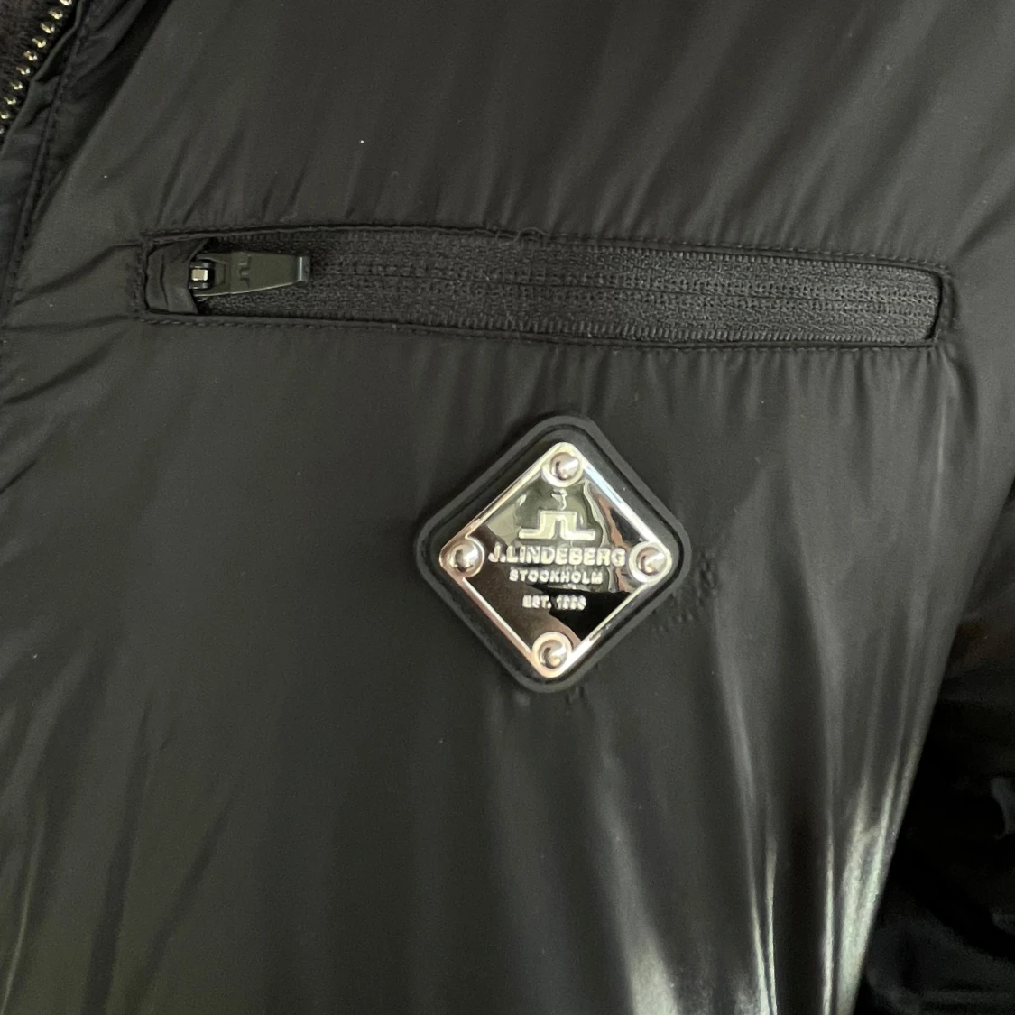 Svart vårjacka  - 90