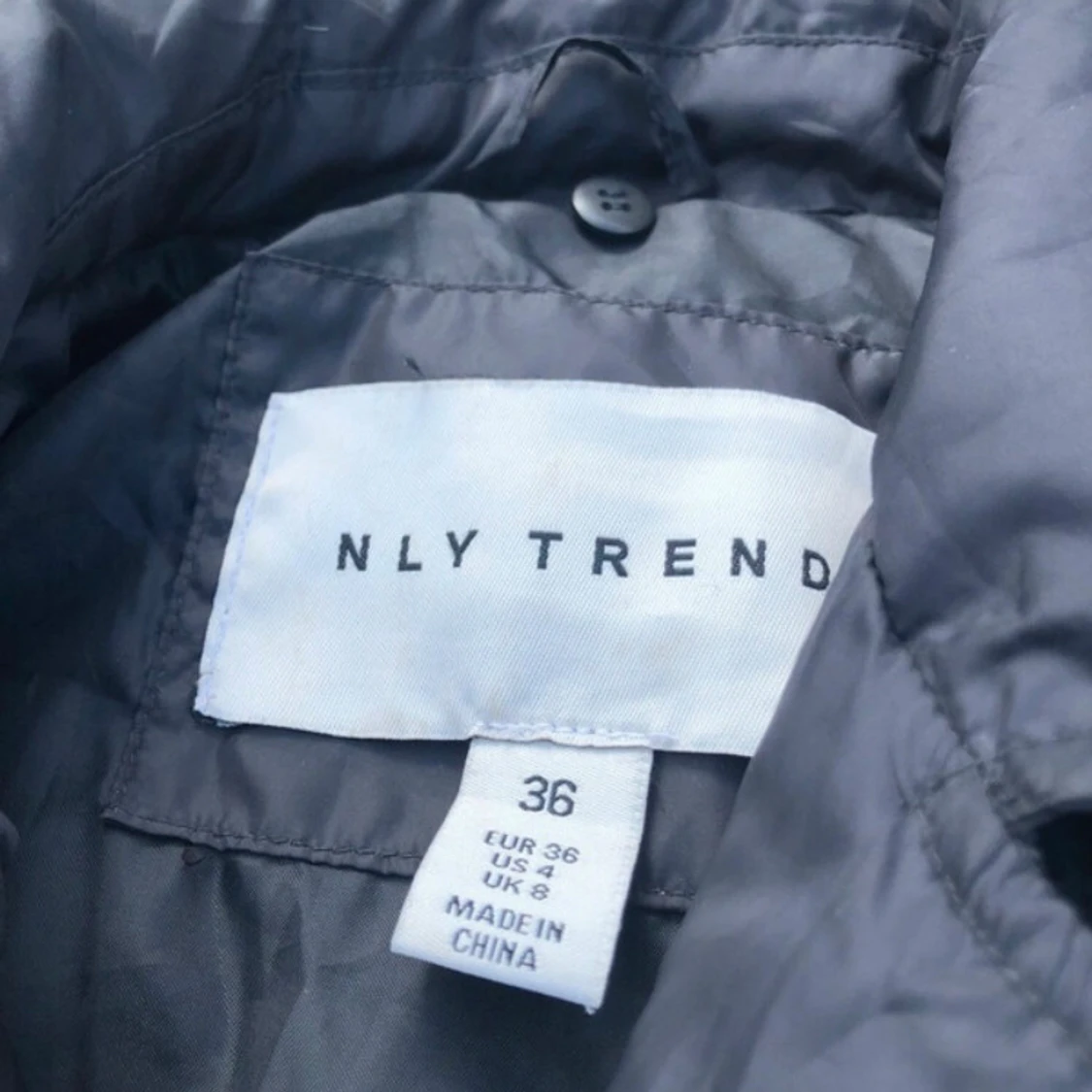 Svart MC Pufferjacka från NLY Trend - 91