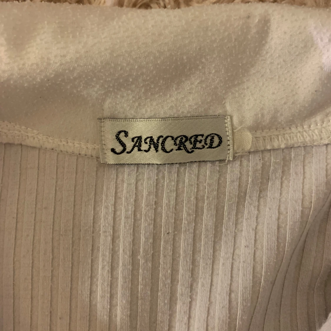 Vit ribbad tröja från Sancred - 91