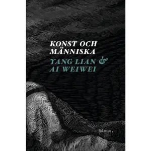 Ai Weiwei och Yang Lian, två av Kinas främsta och internationellt mest hyllade poeter och konstnärer, möts i ett samtal om inre och yttre exil, rotlösa själar, avhumaniseringen av flyktingar, dissidentskap och framförallt om konst och poesi och dess betydelse för dem och den värld de verkar. En unik vittnesbörd och ett unikt möte mellan två av vår tids största konstnärskap, två uppburna intellektuella och två vänner.    Format Danskt band   Omfång 60 sidor   Språk Svenska   Förlag Rámus Förlag   Utgivningsdatum 2019-02-27   Medverkande Yang Lian   Medverkande Anna Gustafsson Chen   Medverkande Thomas Alm   ISBN 9789186703936  